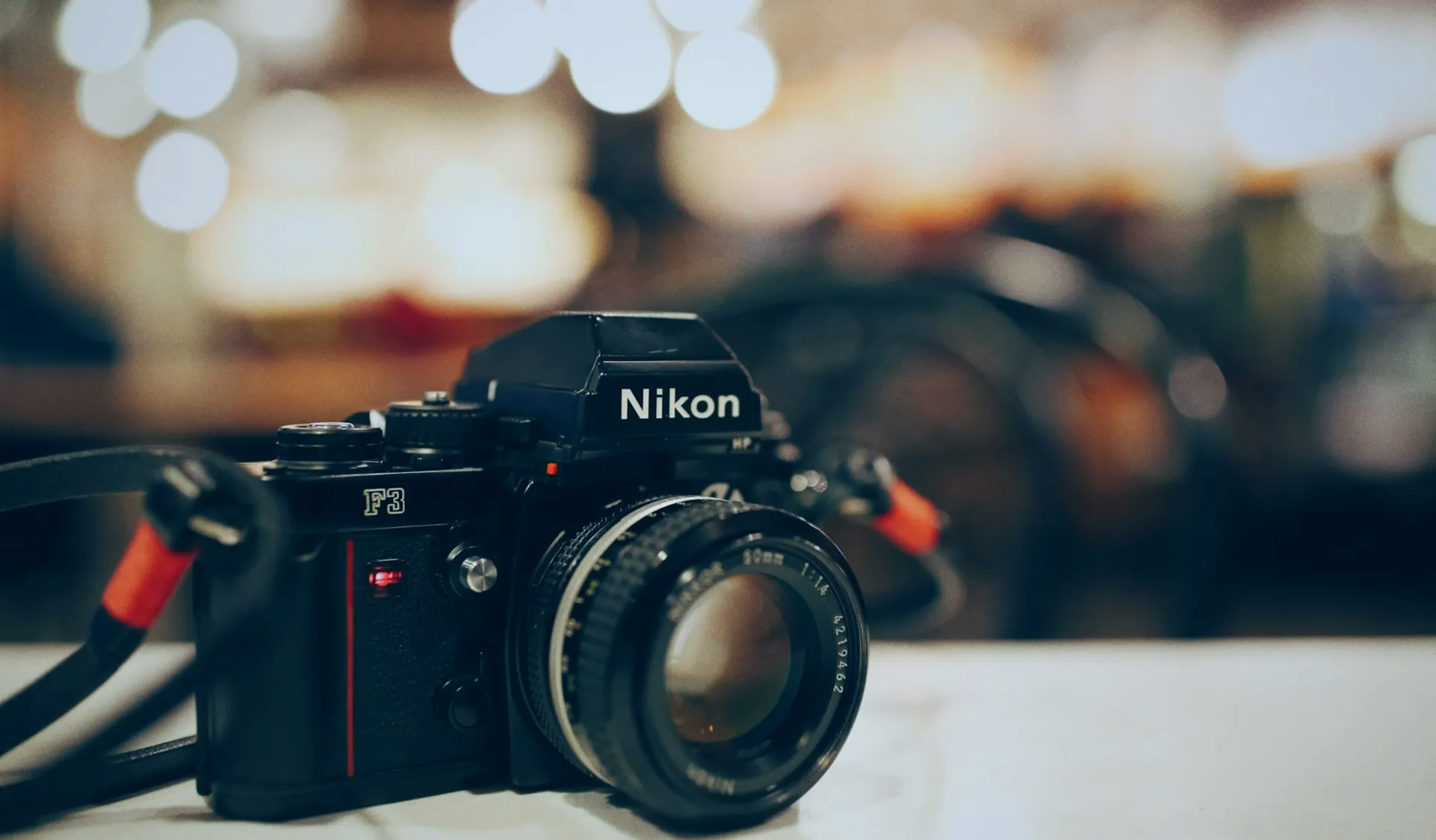 Poradnik dla początkujących fotografów – jak zacząć robić zdjęcia?
